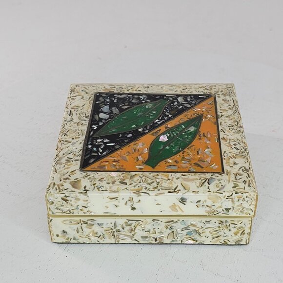 Vintage Mosaic Trinket Box With Leaf Design Hinged Lid Mother Of Pearl - Picture 8 of 8
